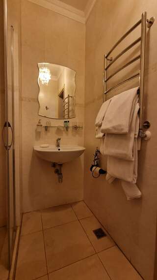 Гостиница Каштановый особняк Ялта-6