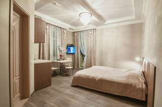 Гостиница Каштановый особняк Ялта Стандарт-2