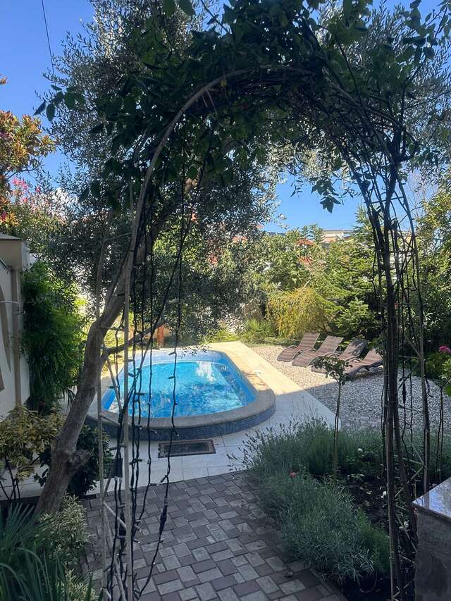 Гостиница Каштановый особняк Ялта-189