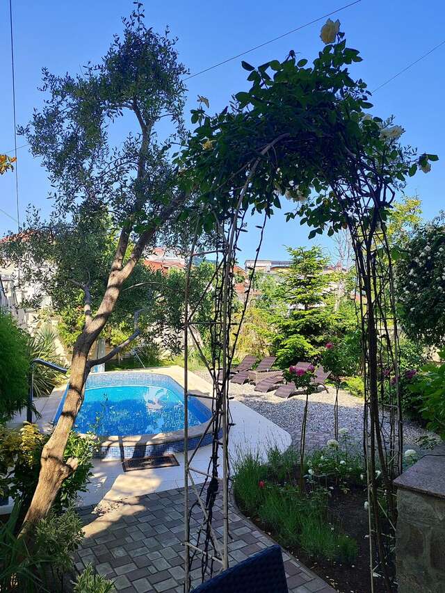 Гостиница Каштановый особняк Ялта-135